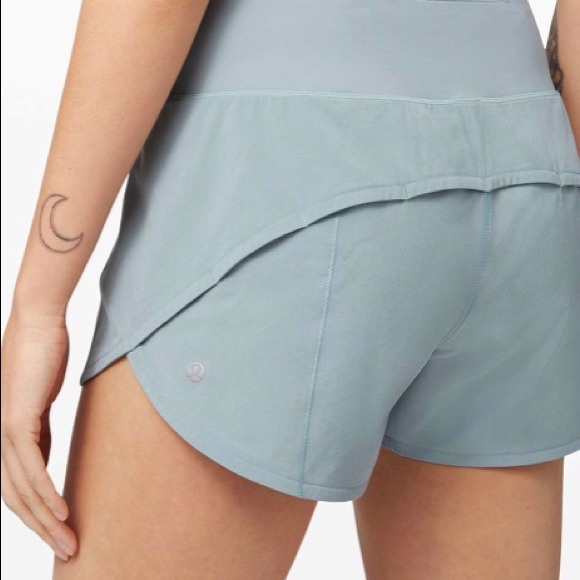 SOLD Lululemon High Rise Speed Up Shorts 4” - Picture 8 of 9